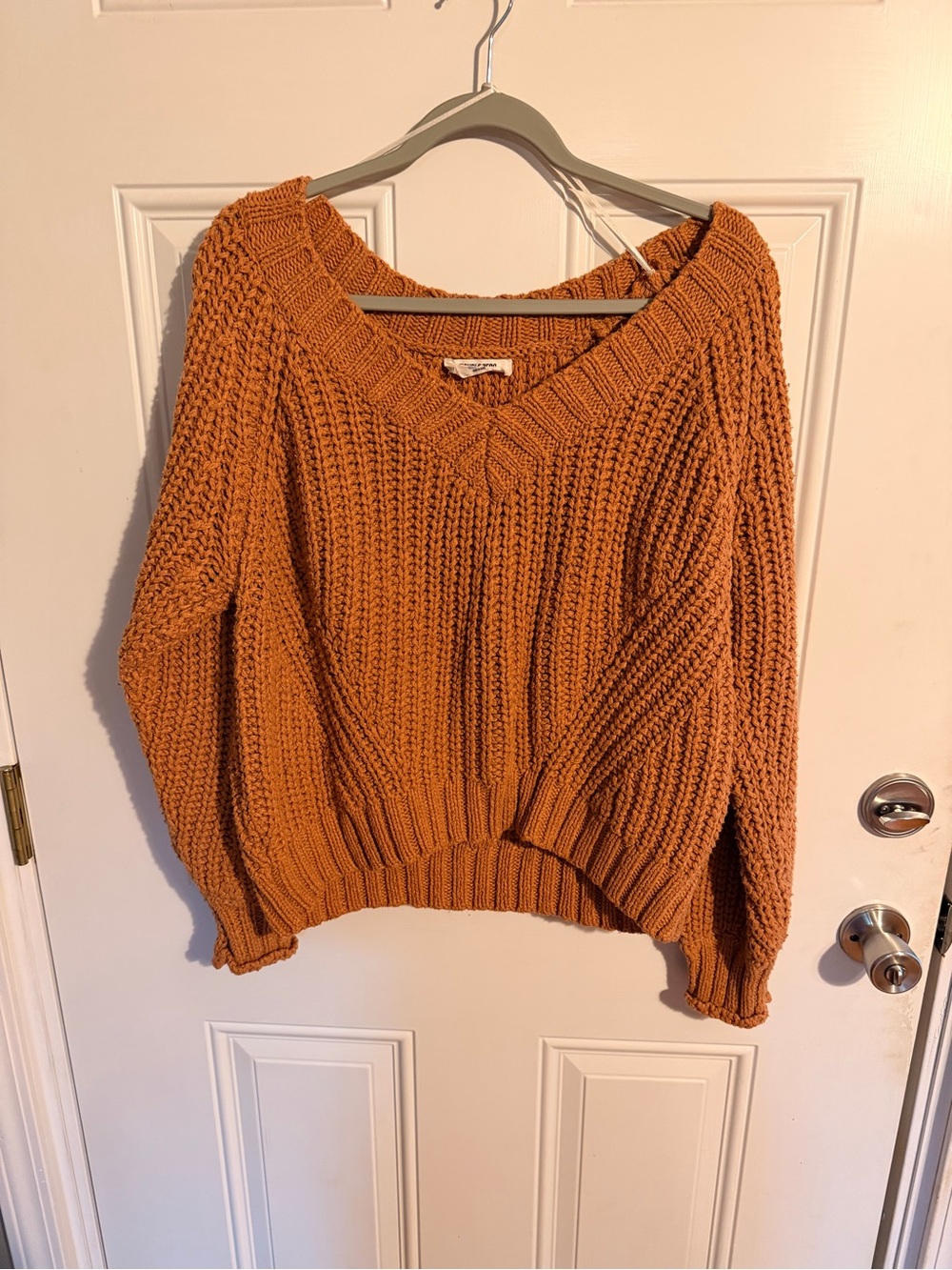 Double Zero V-Neck Chunky Knit Sweater - Burnt Orange